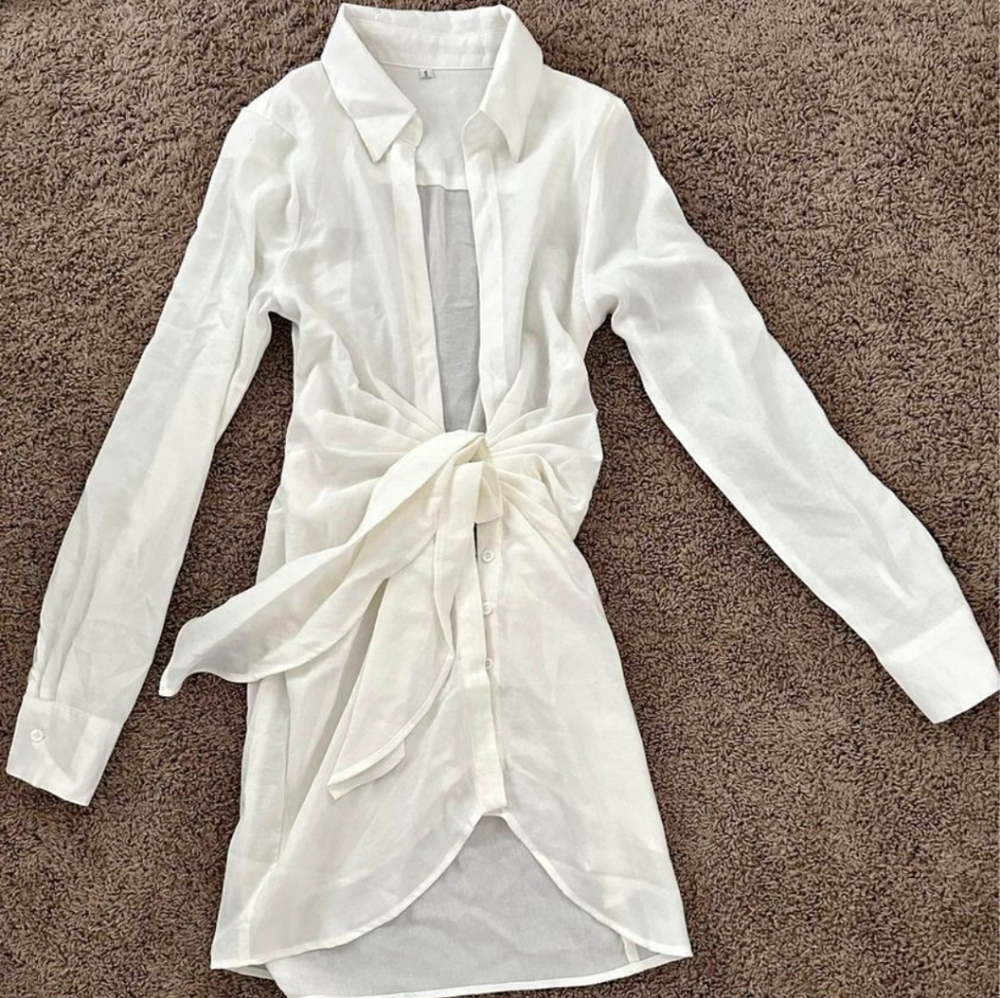 White Sleeve Dress